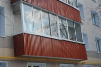Отделка балкона сайдингом и другими популярными материалами